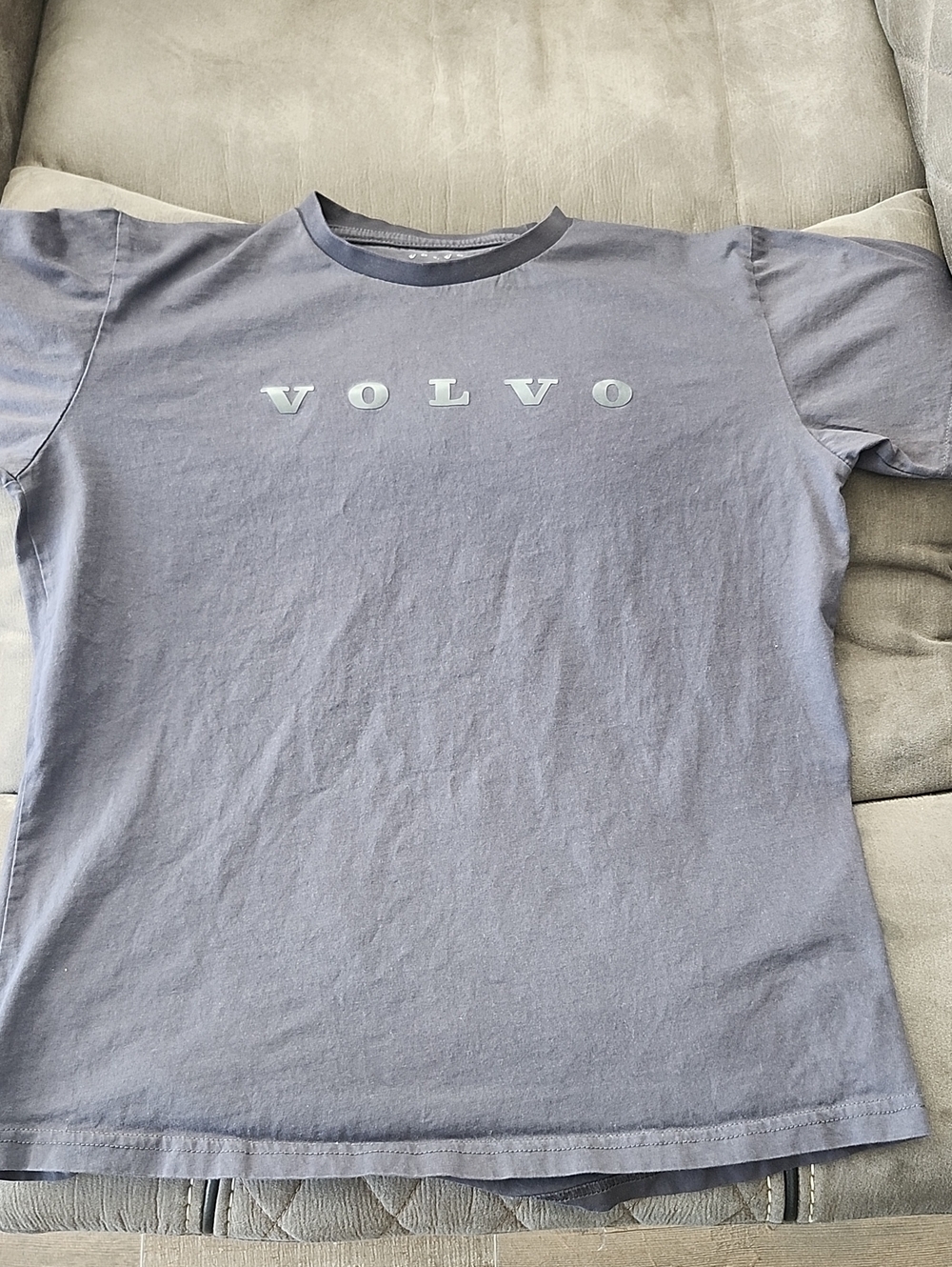 Volvo Women's Short Sleeve Logo Tee in Light Gray